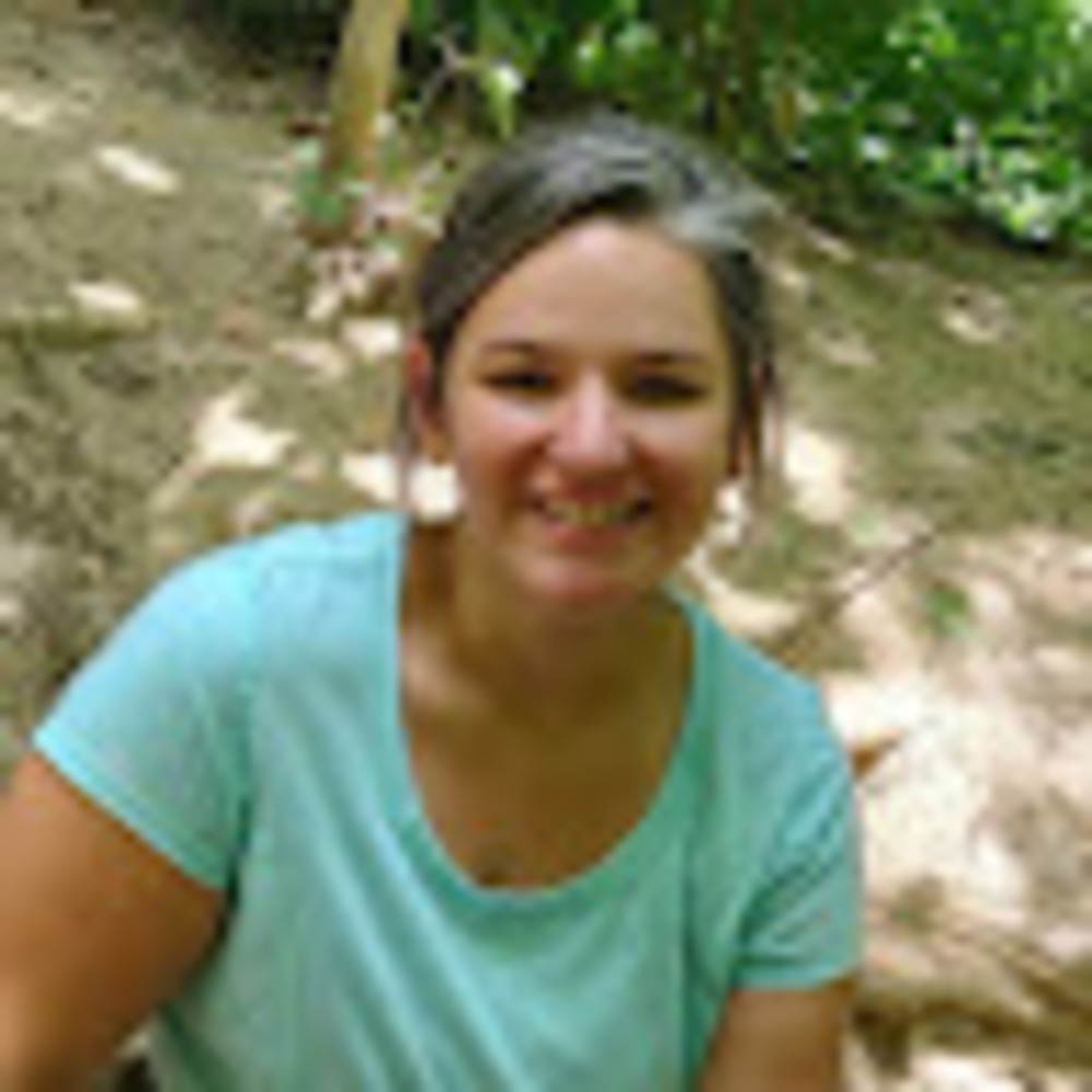 Meet your Posher, Monique